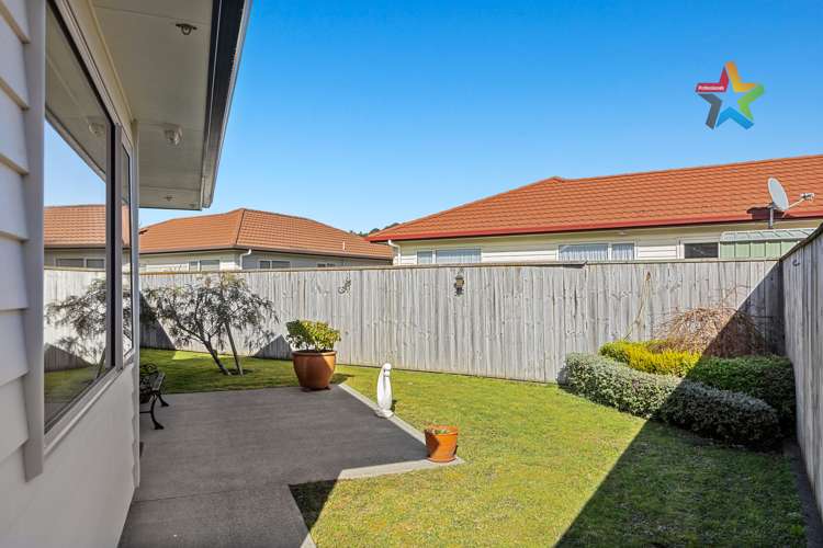 14 Woodland Grove Wainuiomata_13