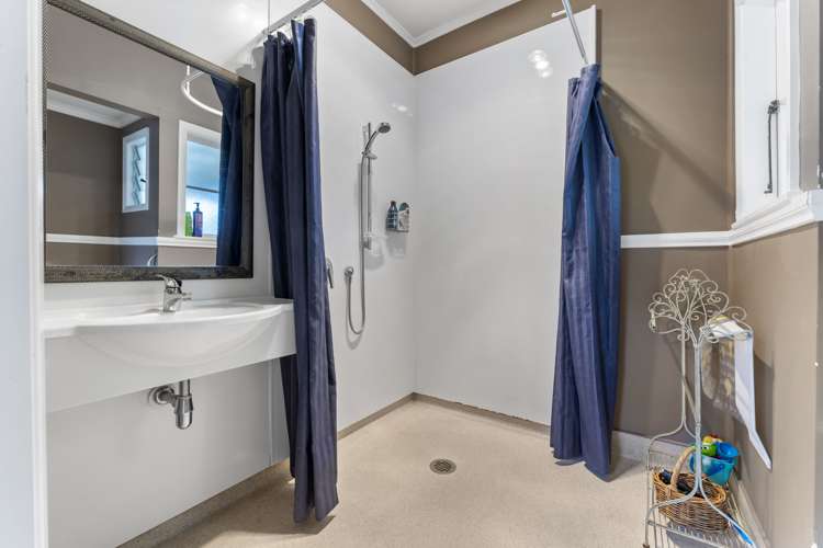 16 Dudley Street Levin_9