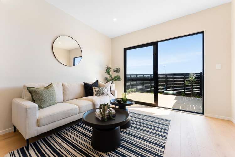 12 Greenbrier Street_2