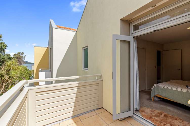 34/305 Evans Bay Parade Hataitai_13