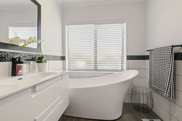 34 The Gardens Drive Papamoa_8