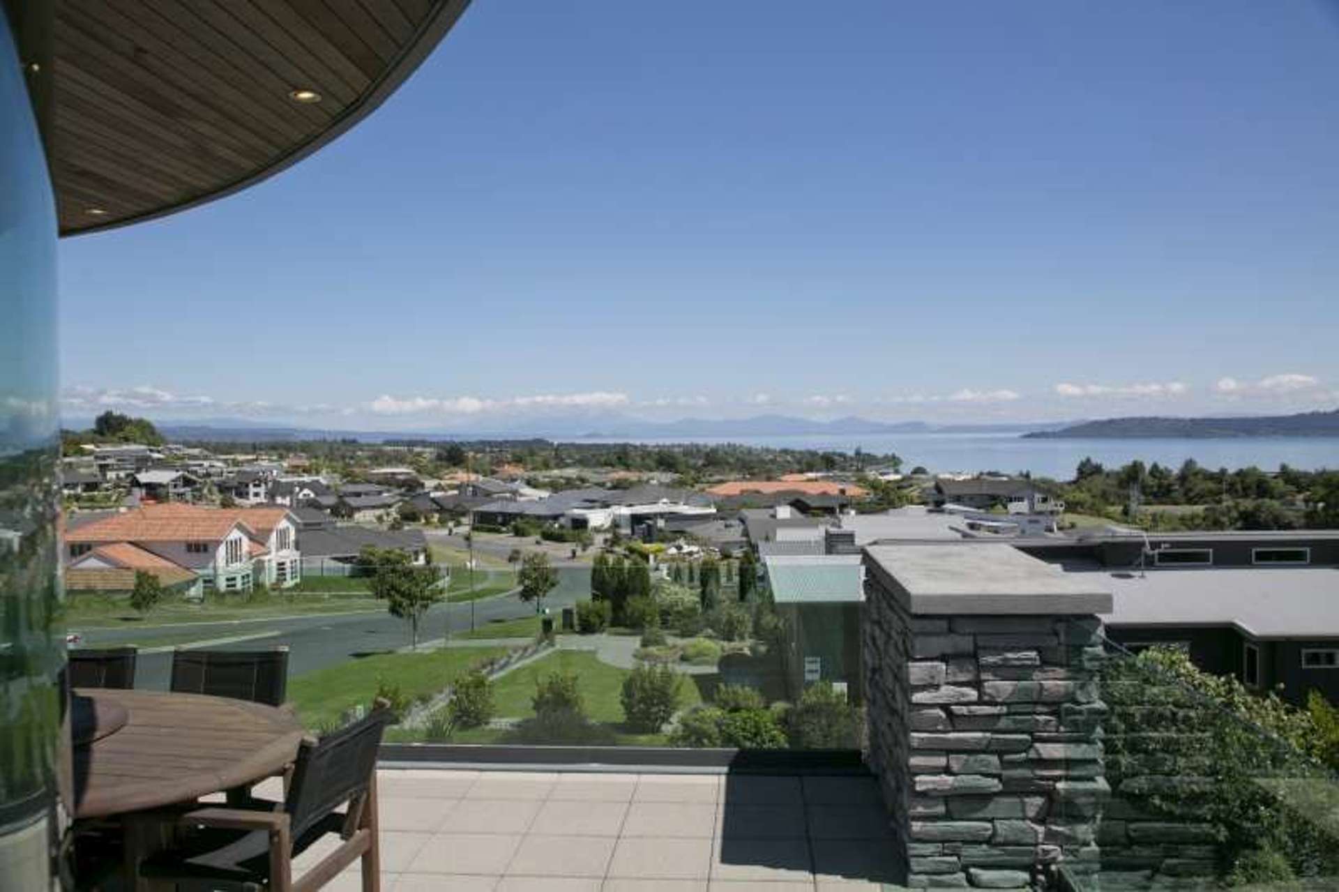 39 Magnolia Rise Waipahihi_0