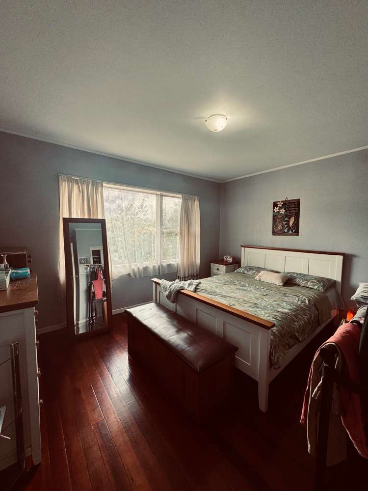 4 Ayton Drive Totara Vale_26