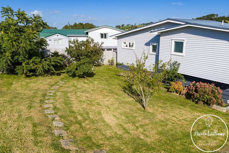 5 Hebe Lane Maungaturoto_23