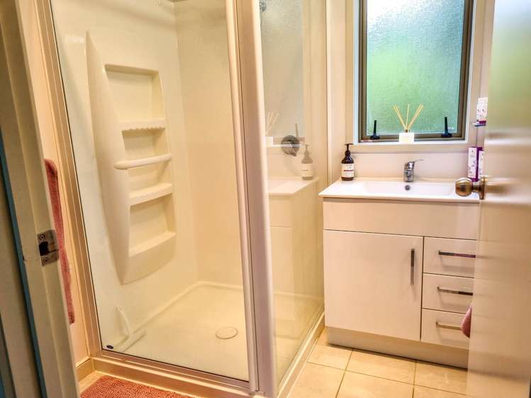 109 Danby Street Thames_15