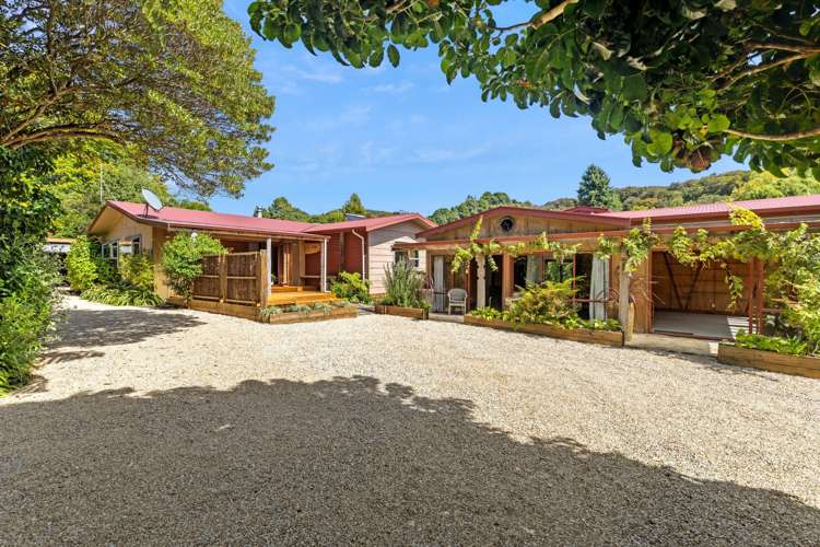 15 Tukurua Road, Parapara Golden Bay_2