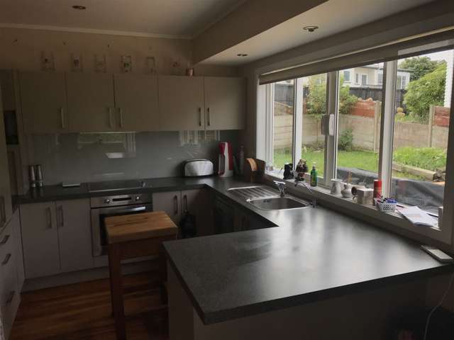 20 Coronation Street Belmont_1