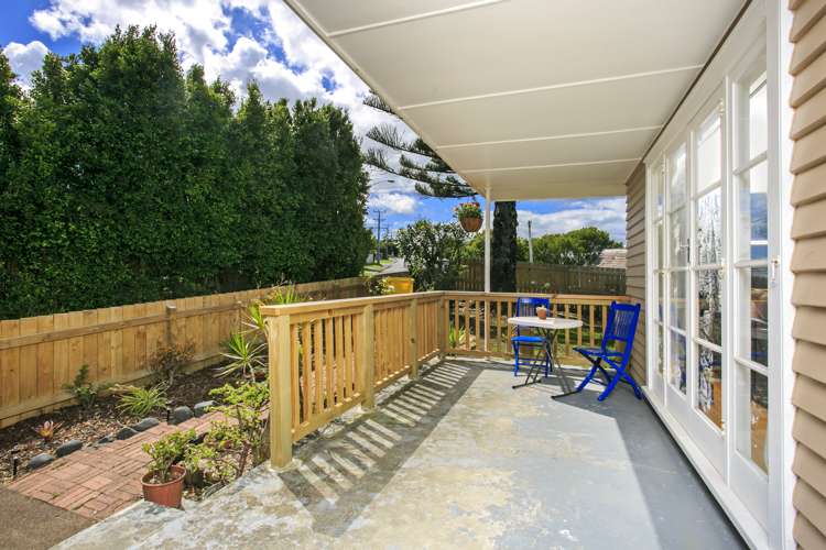 1/73 Chivalry Road Glenfield_17