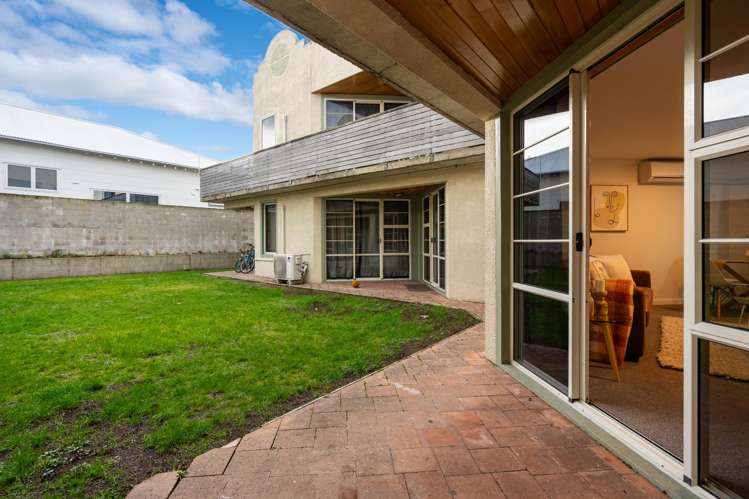 14B Gladstone Road North East Valley_12