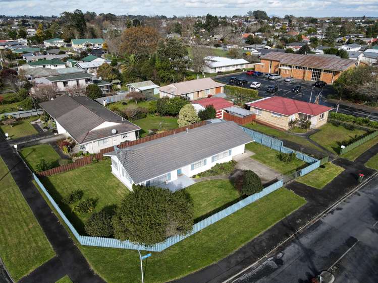 53 Pine Avenue Bader_17