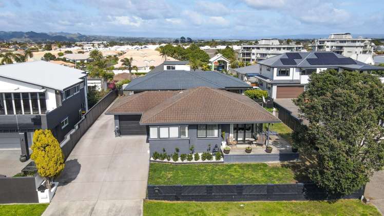 424 Oceanbeach Road Mt Maunganui_1