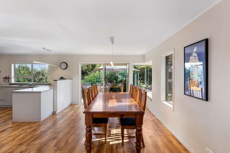 467 Aka Aka Road Aka Aka_16