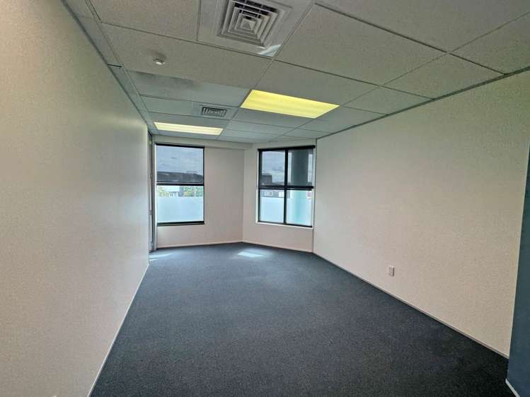 Level 2/46 Taharoto Road Takapuna_13