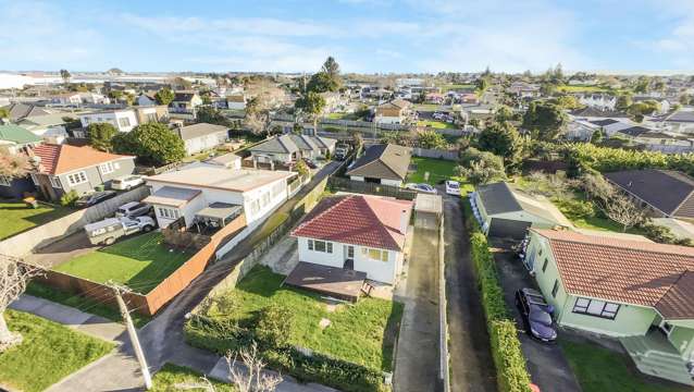 Urgent Sale: Incredible Papatoetoe Property - Your Gateway to Growth!