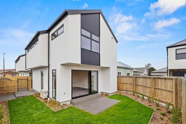 631 Worcester Street Linwood_15