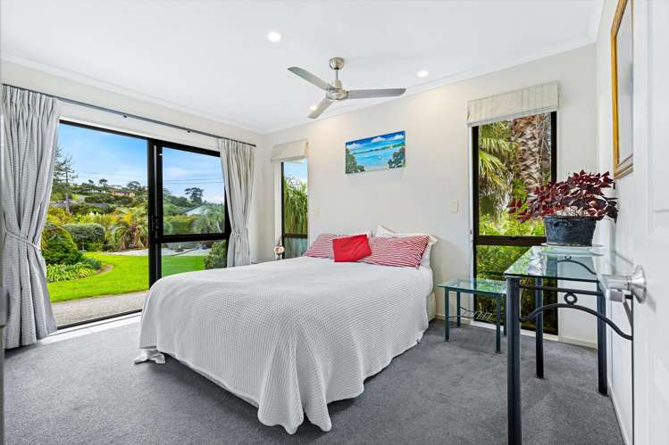 41 Whangaparaoa Road Red Beach_14