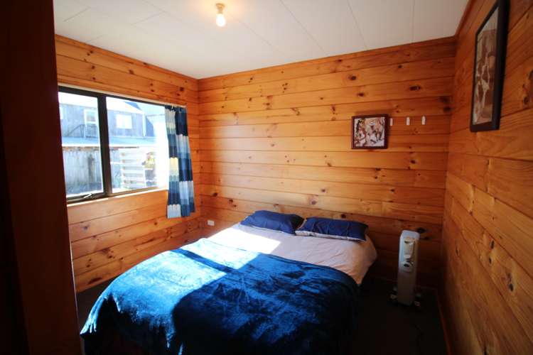 32 Mackenzie Street National Park_10