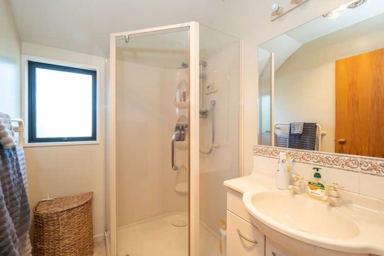 60 Kelvin Crescent Allenton_12