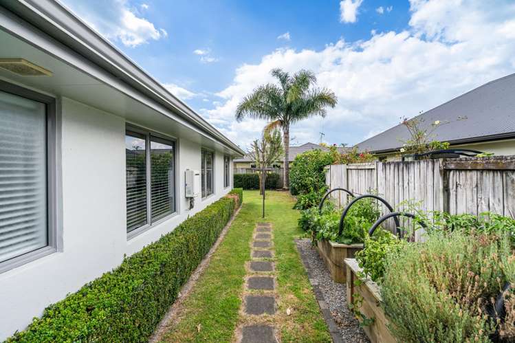 27 Norfolk Drive Cambridge_21