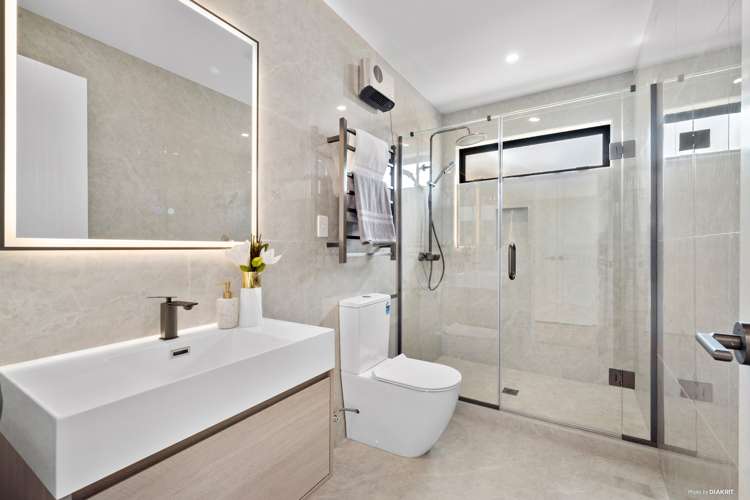 57 Matangi View Drive Orewa_14