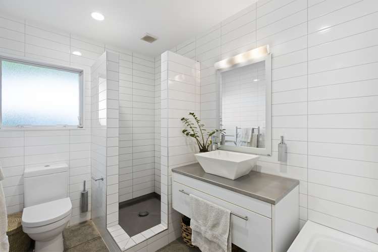 28 Landing Road Titirangi_25