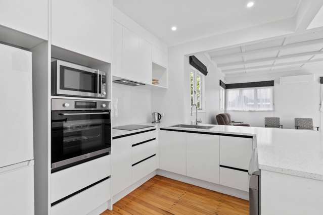 29 Queensway Three Kings_4