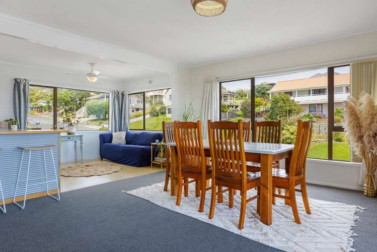 22 Stratford Drive Cable Bay_24