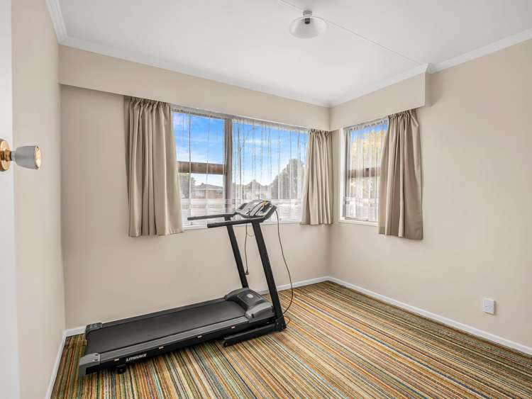 29 John F Kennedy Drive Milson_18