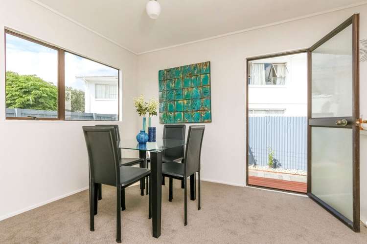 52a Fowlds Avenue Sandringham_12