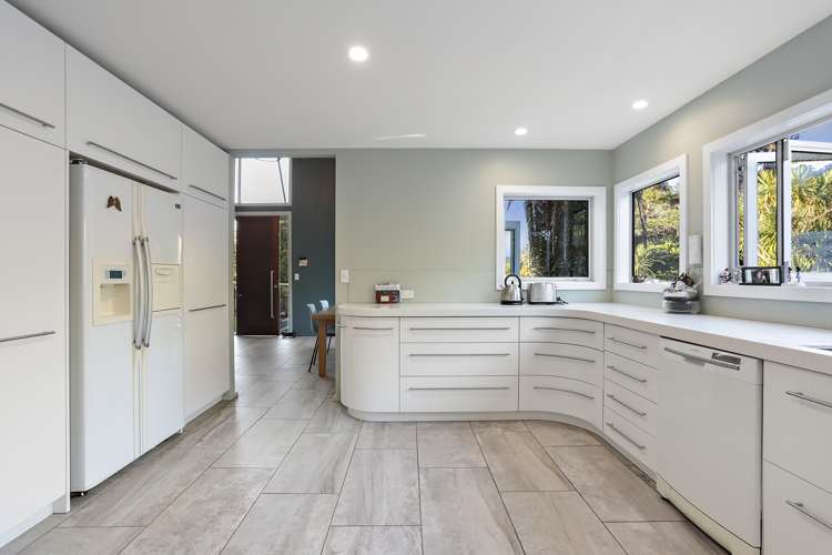 102 Atkinson Road Titirangi_15