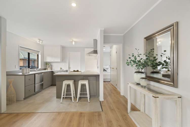 2/133 Pah Road Royal Oak_5