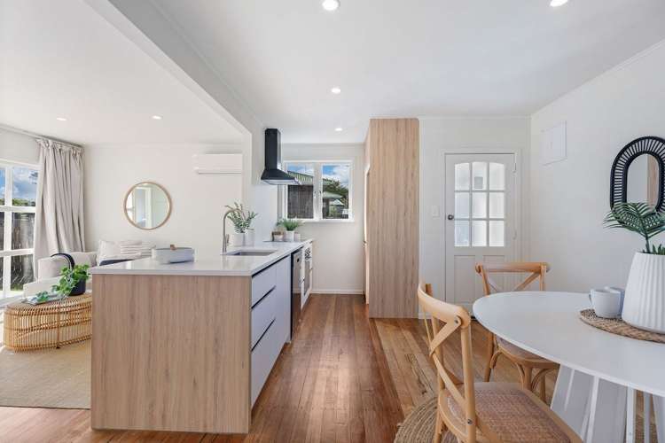 47 Clotworthy Crescent Onerahi_7