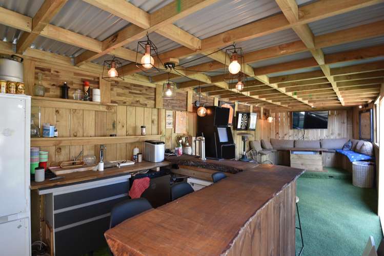 369A Sunset Road Sunnybrook_13