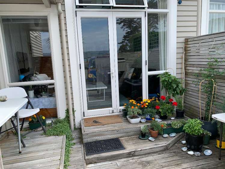 8/231 Marine Parade Seatoun_6