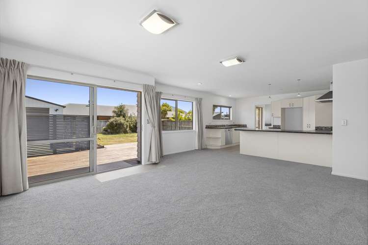 2 Poppy Lane Albert Town_2