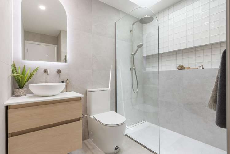 7/51 Taipari Road Te Atatu Peninsula_6