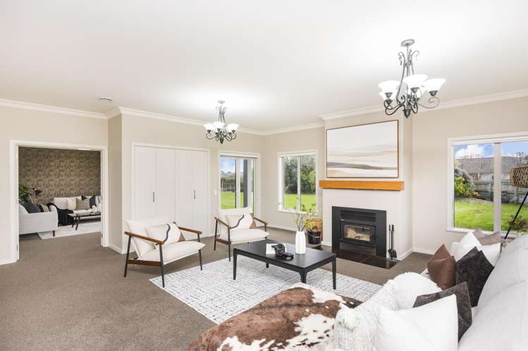 75 Reid Line West Feilding_12