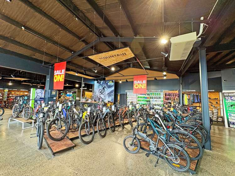 72 Barrys Point Road Takapuna_7