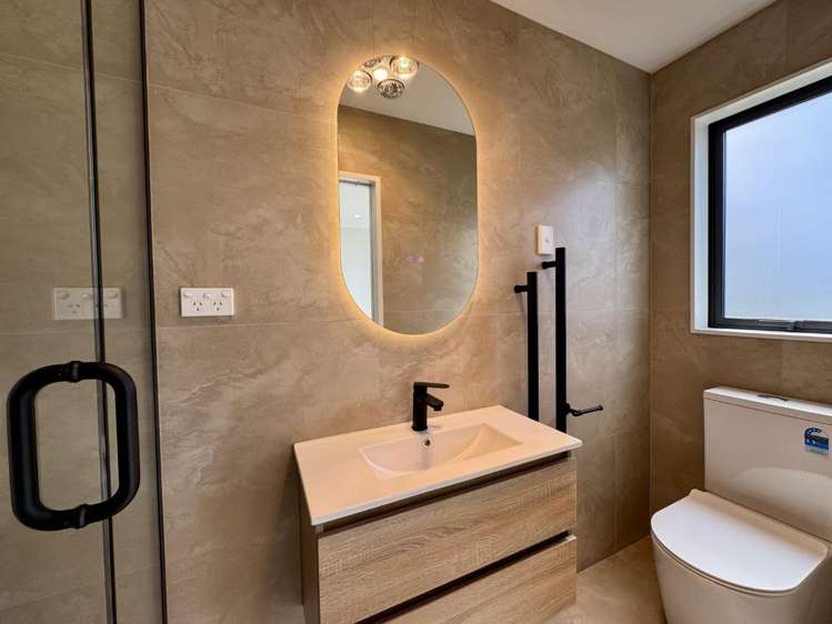 2/36 Fairdale Place Birkdale_5