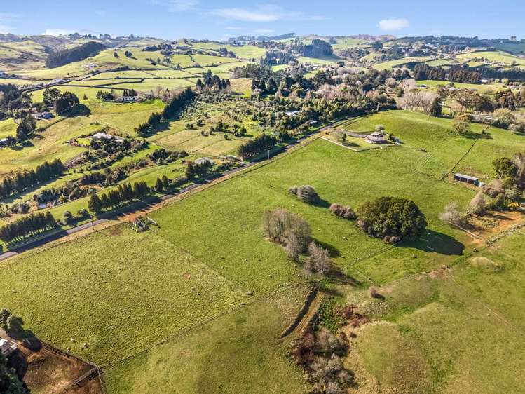 61 Kanuka Road Bombay_28