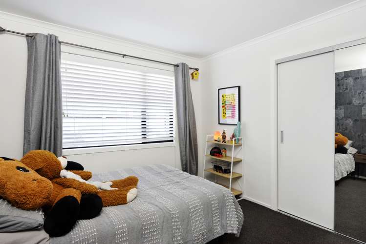 76 Malone Crescent Richmond_16