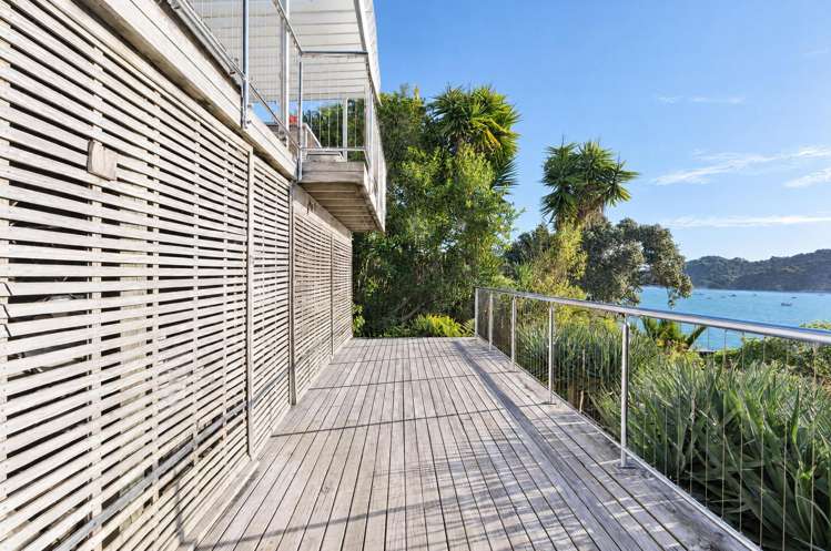 70 Burrell Road Oneroa_23
