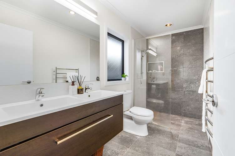 40 West Thompson Street Leamington_25