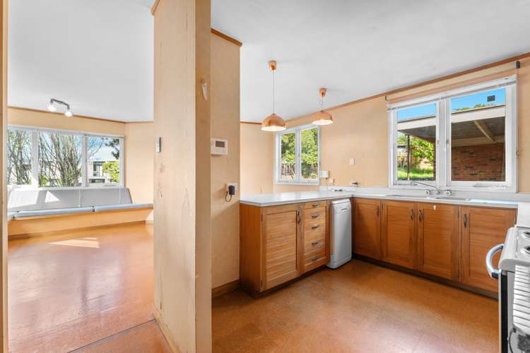 57 Ocean View Road Hillcrest_10