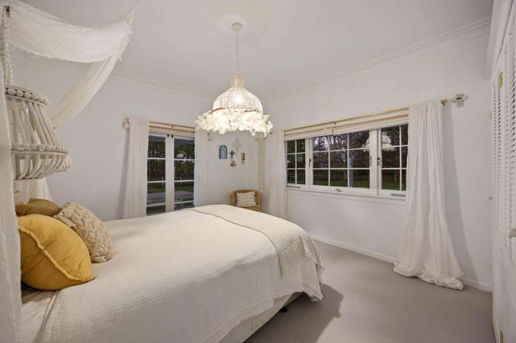 161 Monument Road Clevedon_21