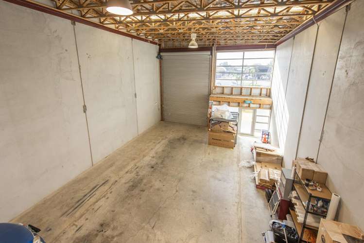 Unit 3 31-33 Riverbank Road Otaki_2