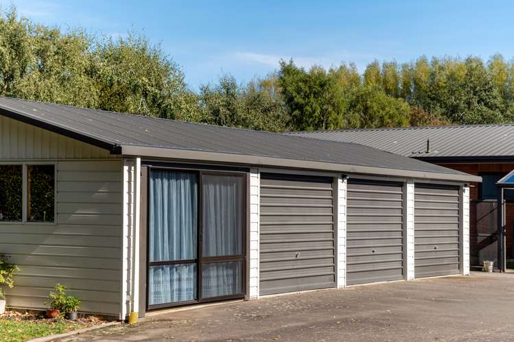 65 Beach Road East Elgin_23