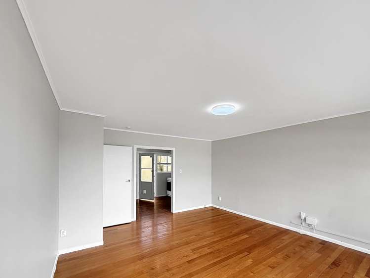 1/207 St Johns Road 1788_9