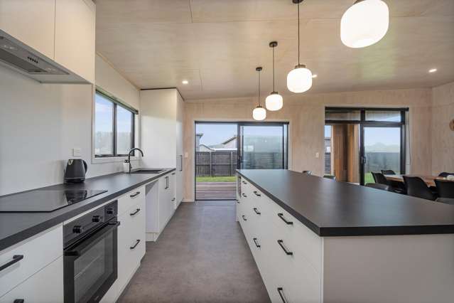 5 Riria Way Matarangi_1