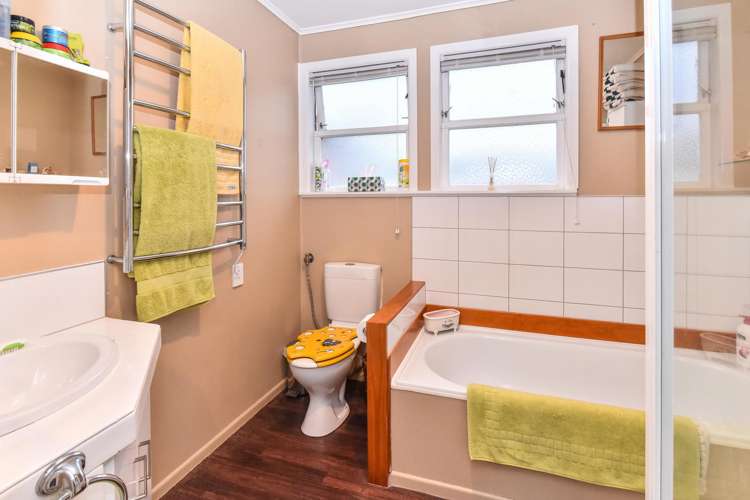 32 George Street Papakura_9